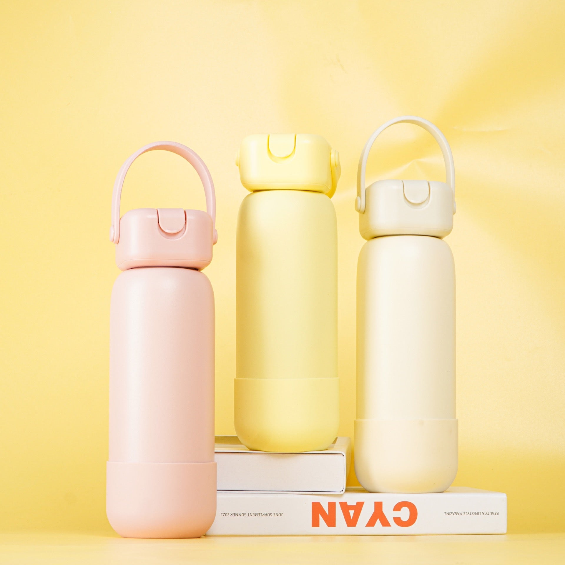 Minimalist Vacuum Insulated Water Bottle - BM-S041B - Detail View 2