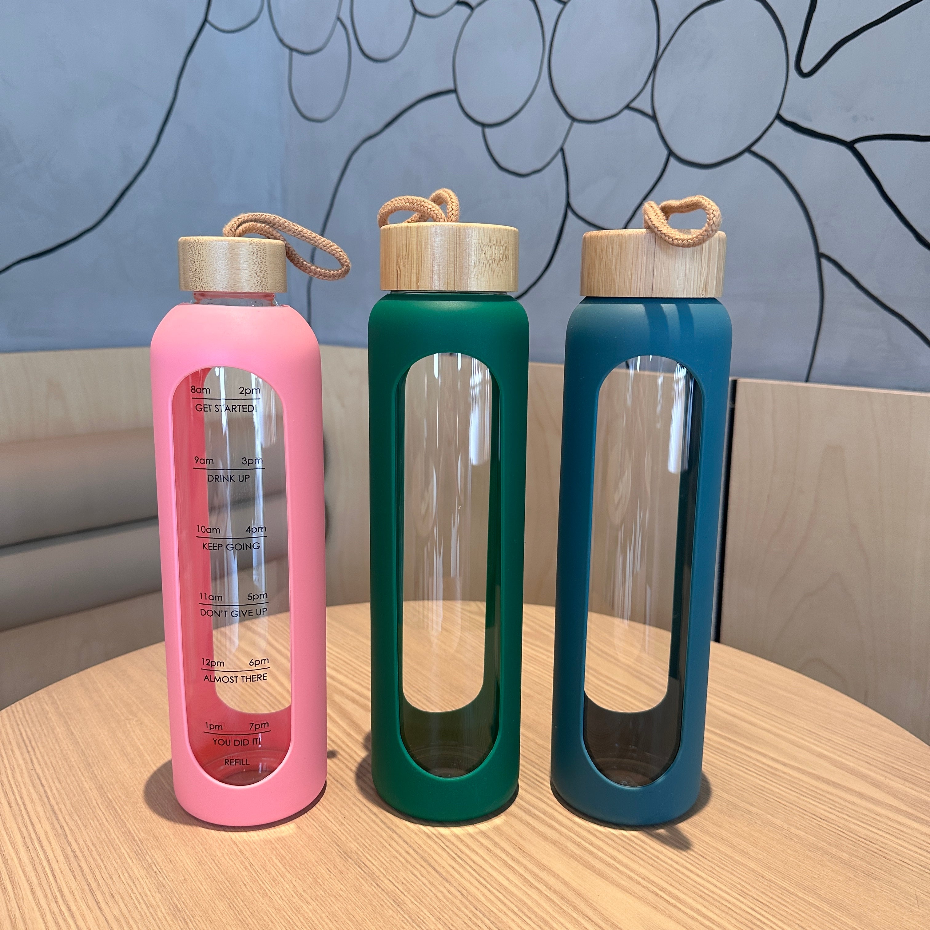 Modern Aesthetic Glass Tumbler for Iced Coffee & Tea - BM-G011 - Detail View 3